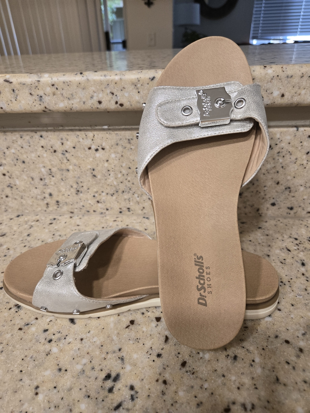 Dr. Scholl's Buckle Slide Sandals Island Icon Silver Metallic - Picture 4 of 5